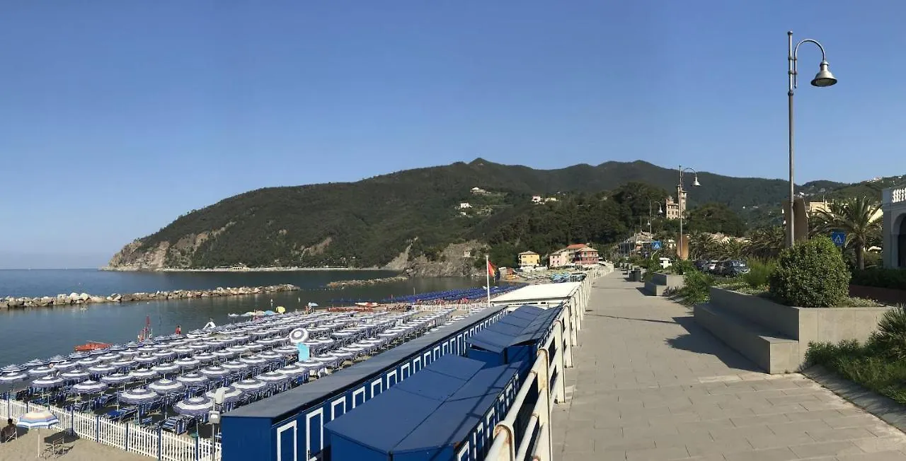 M'Illumino D'Immenso - Moneglia Apartments