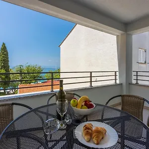  Apartment Luxury Lovorka 3 & 4***/**** Kroatien