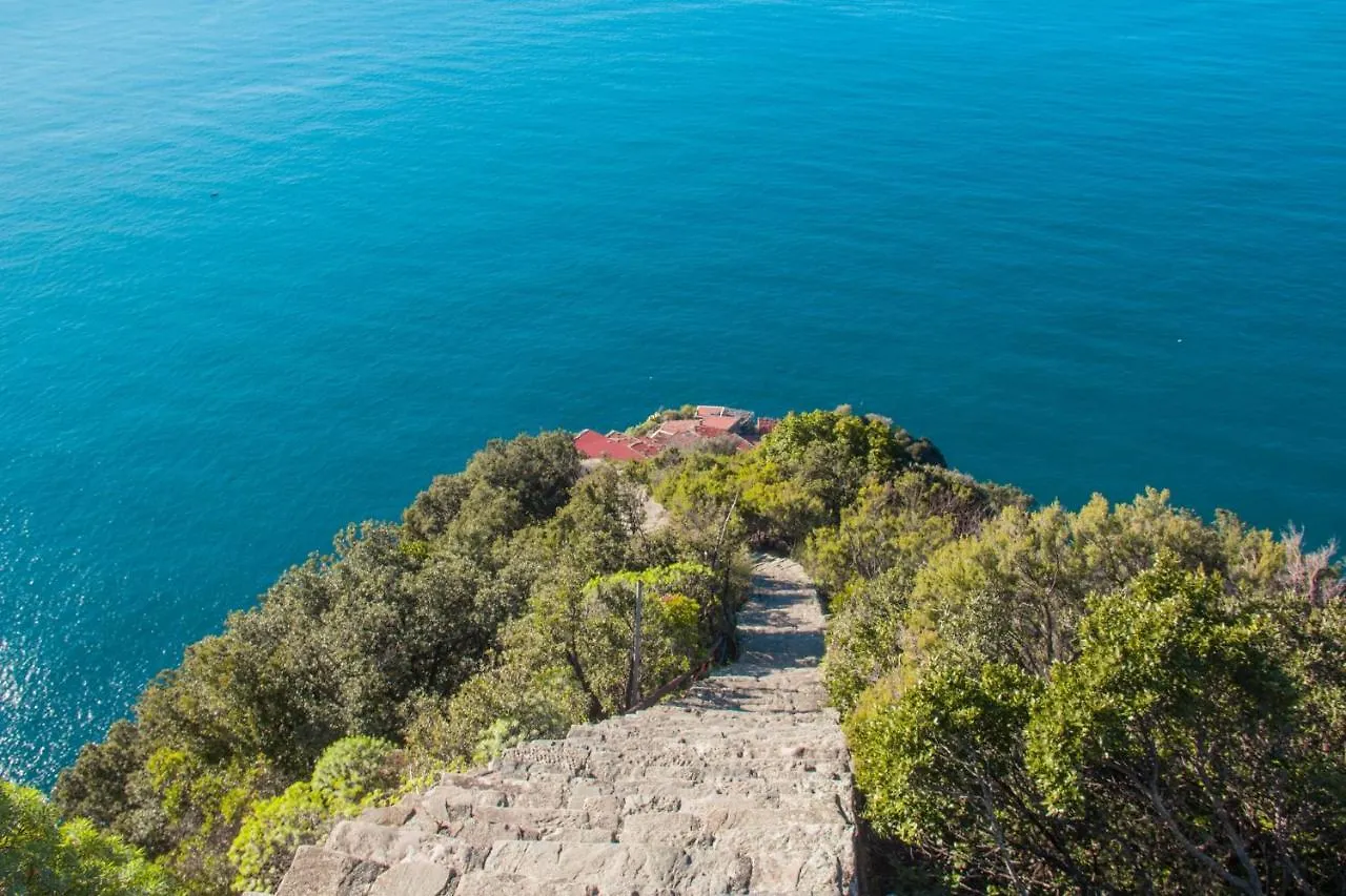 M'Illumino D'Immenso - Moneglia Apartments