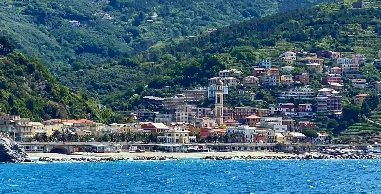 M'Illumino D'Immenso - Moneglia Apartments Italy